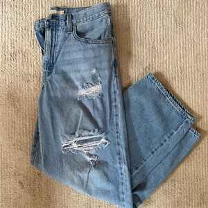 Classic Blue Distressed Levi’s Baggy Dad Jeans